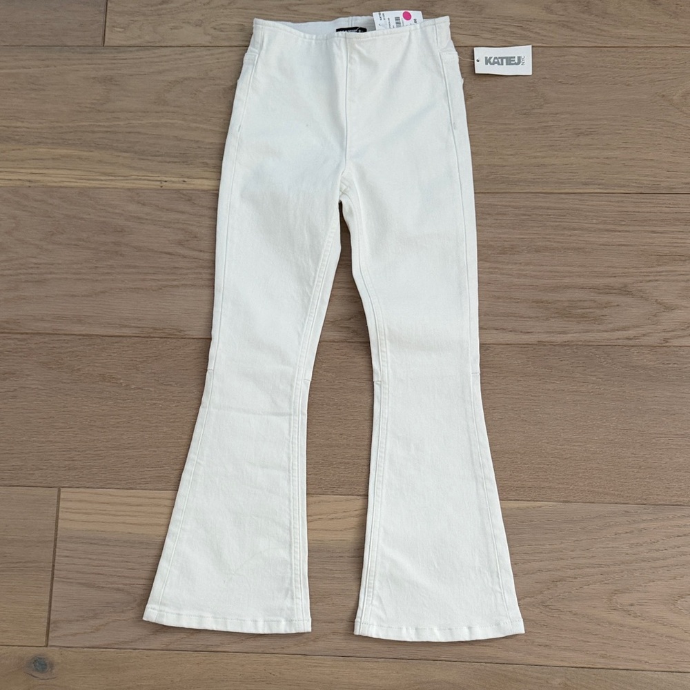 Katie J new with tags White Flared Pants size 10